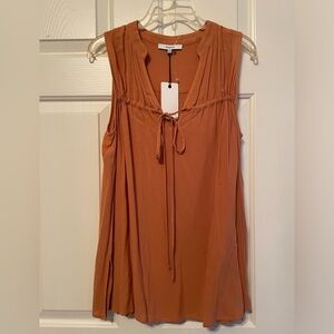 New with tags. Ro & De brand sleeveless top